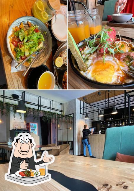 Еда и внутреннее оформление - все это можно увидеть на этом фото из Паштет