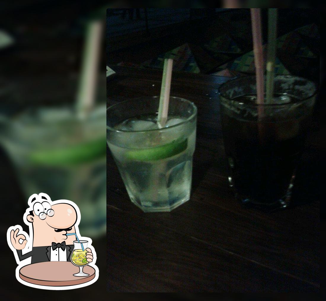 Cocktail bar