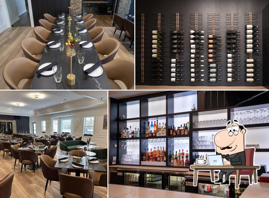 Maples Bar & Bistro