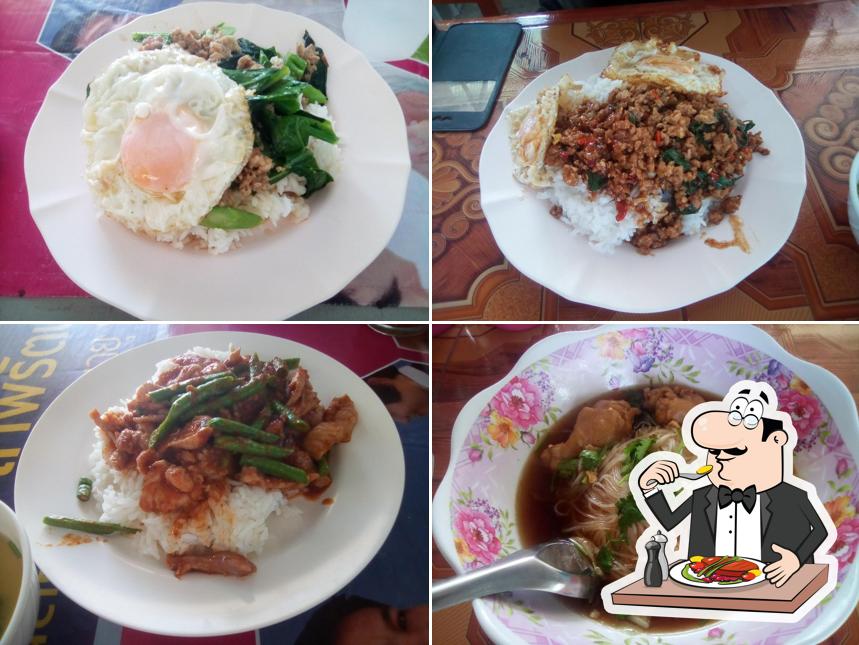 ร้านอาหารตามสั่ง ก๋วยเตี๋ยว