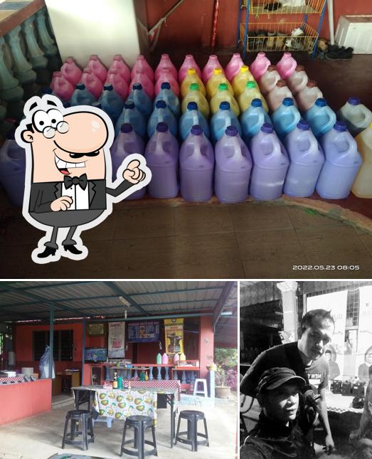 Warung Keloi Kak Jah