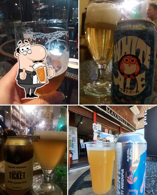 Maxwell's Clarkston
