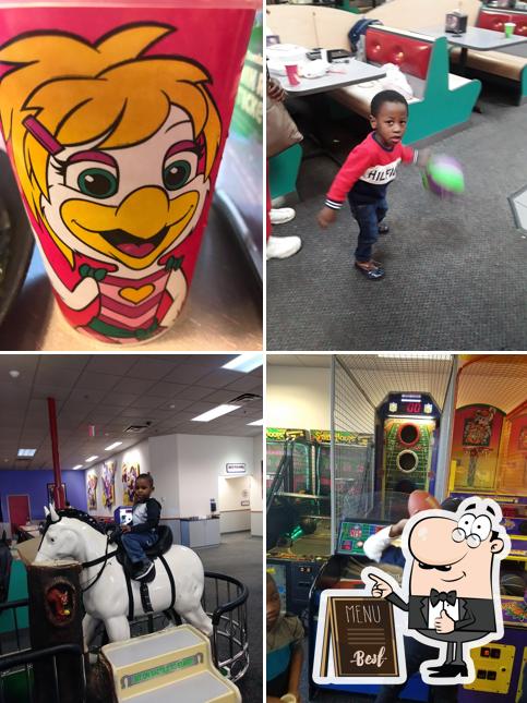 Chuck E. Cheese