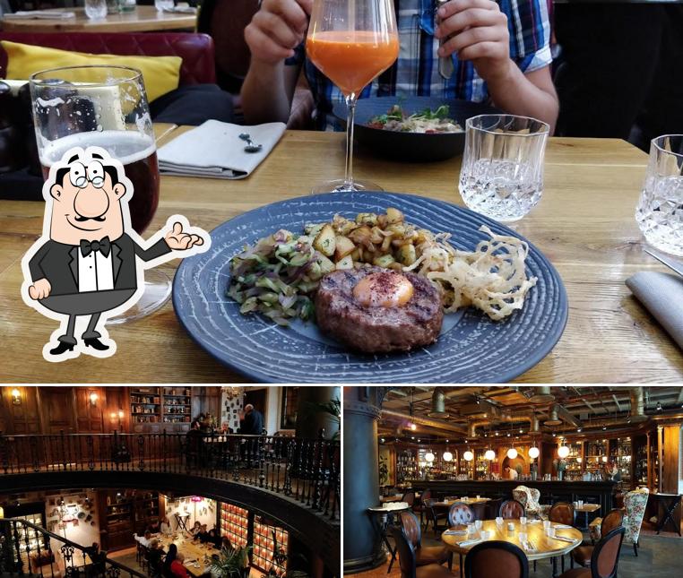 Посмотрите на внутренний интерьер "Ресторана Матрёшка"