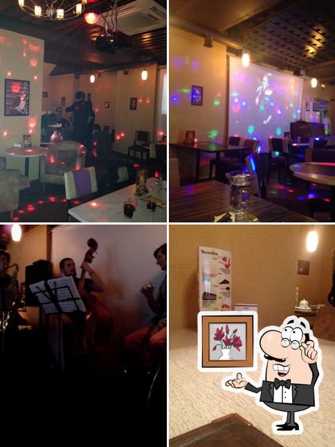 Cafe Blues