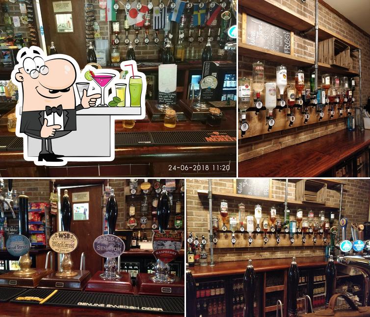The Roebuck Tavern and Kitchen