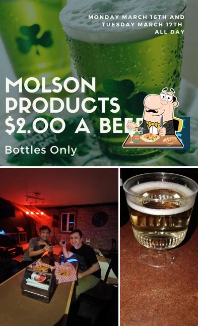 CJ's PUB