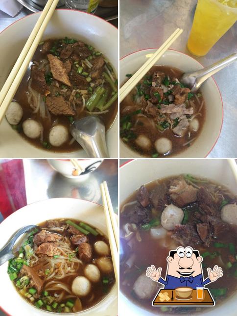 ไพจิตร์ ก๋วยเตี๋ยวเนื้อ