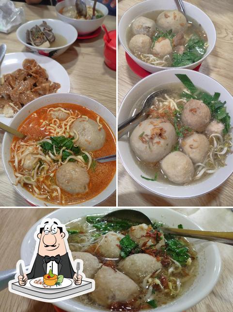 Bakso Eyang Wonogiri Graha Raya