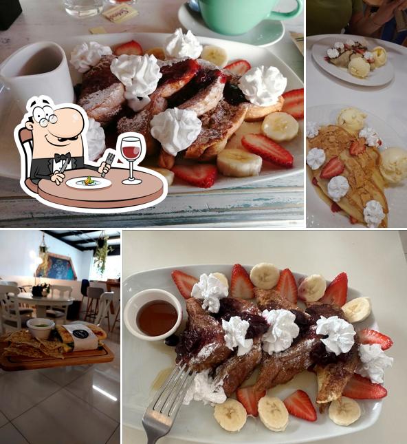 Cafetería y Tetería Toast • Quesada