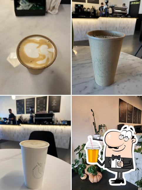 Roamer Coffee House