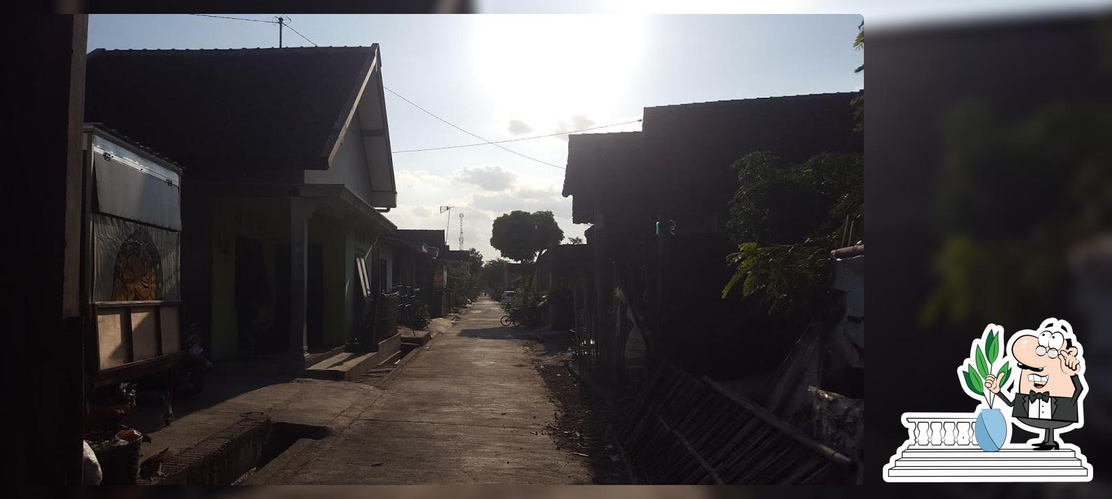 Nasi Uduk Bang Ridho Jumok Karanganyar