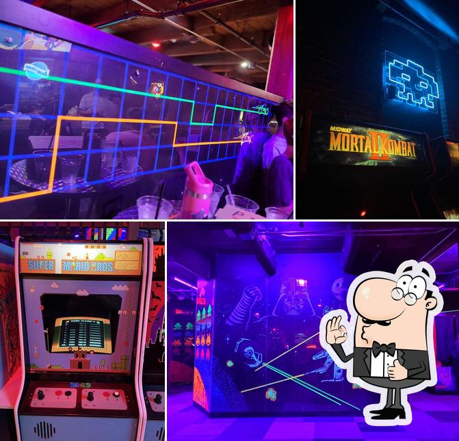 Freeplay Bar Arcade