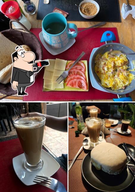 Moiko Raa Coffee Shop