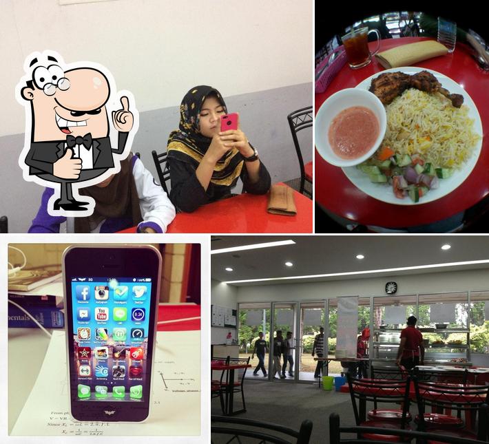 Pakistan New Cafe
