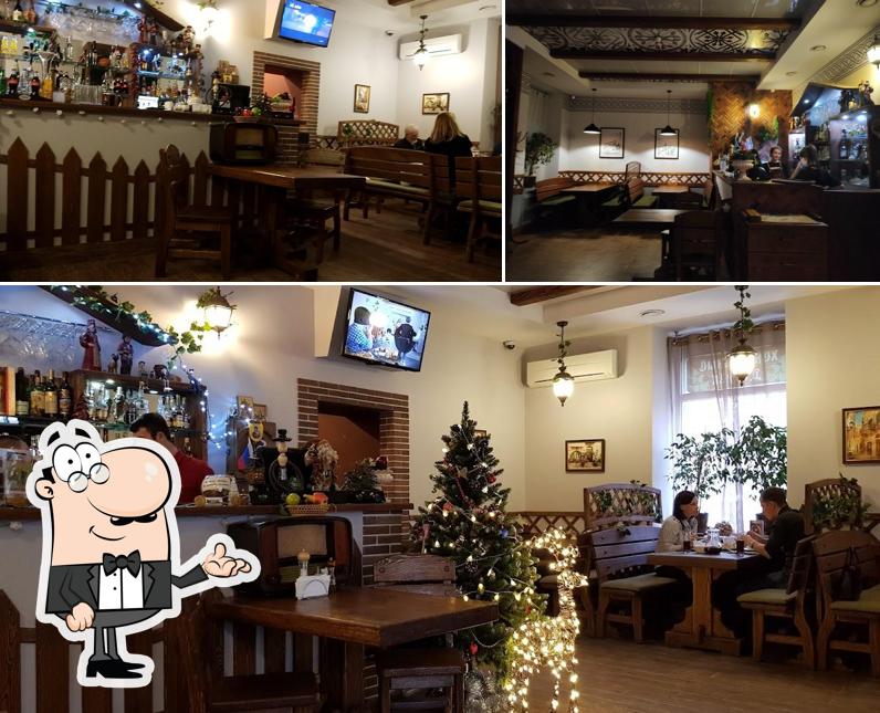 Забронируйте столик в "Хинкальном дворике"