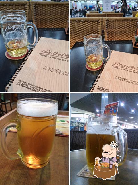 SHOW BAR