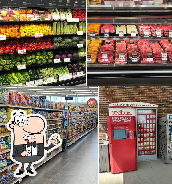 Hy-Vee Grocery Store