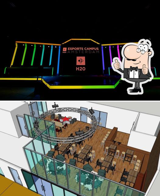 H20 Lounge Café