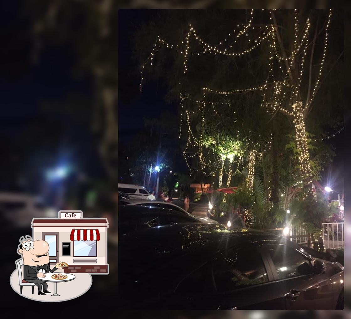 สวนอาหารคุณจิต ซีวิว เกาะยอ Khunjit Sea View Koh Yo Restaurant
