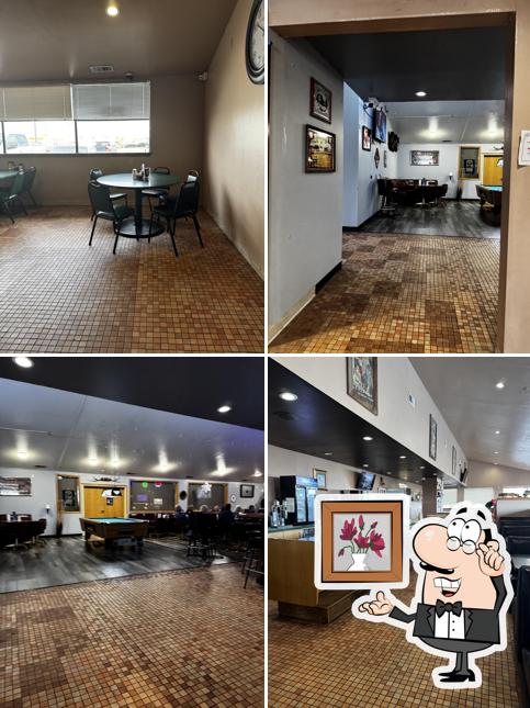 Roadrunner Restaurant and Lounge