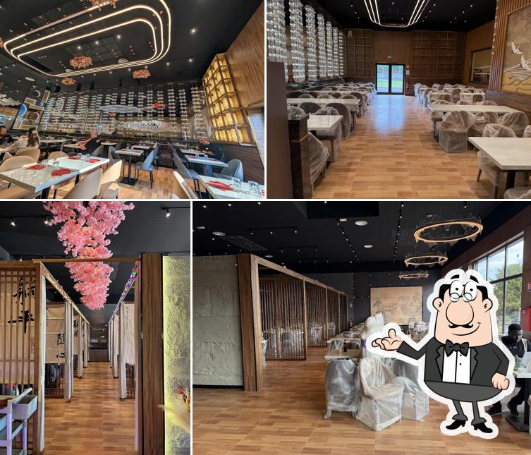 CosMos Restaurant