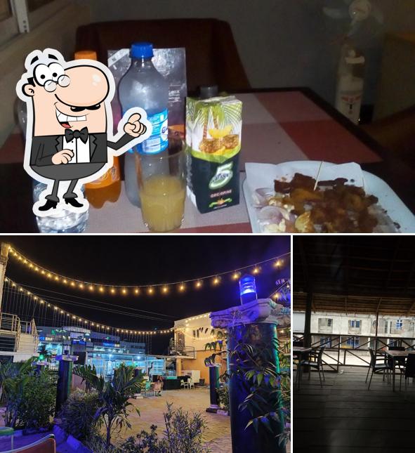 Splash Bar and Lounge