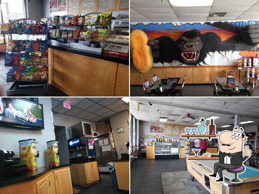 Larry's Giant Subs