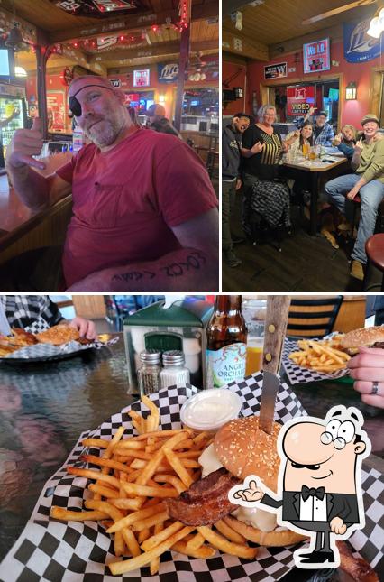 Squeeze Inn