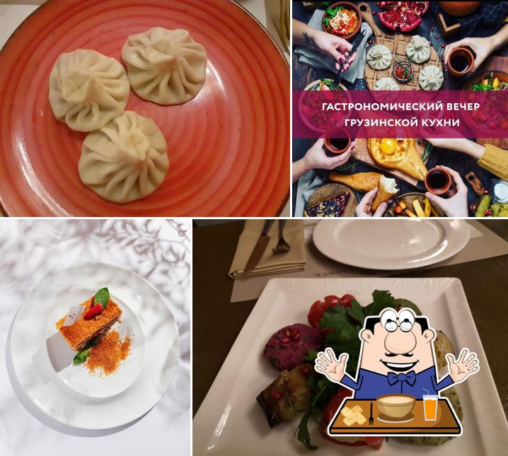 Блюда в "Хинкальной на Неве"