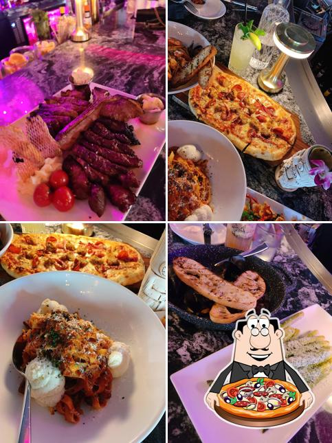Santos Restaurant & Bar