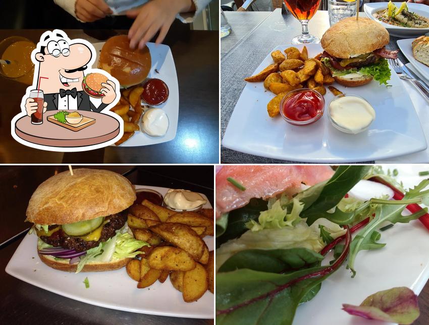 Café Clark's
