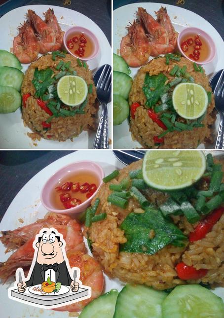 ร้านอาหาร ฟิรดาวส์ตัมยำ