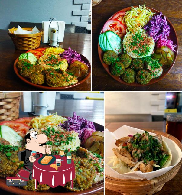 MOSES Falafel, Hummus&More
