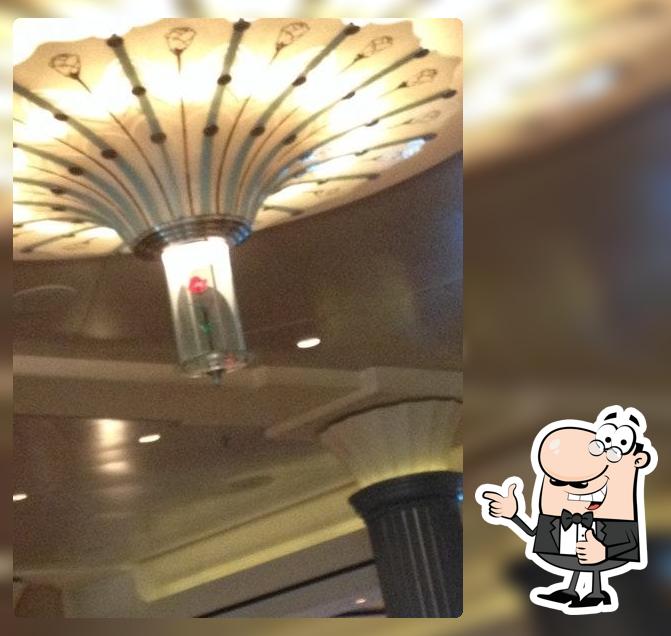 Lumiere's - Disney Magic