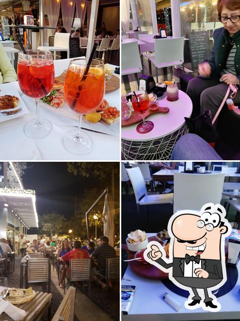 Bar Charlie Brown