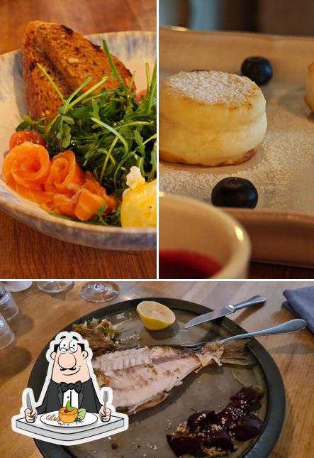 Еда в "Молоне Лаве"