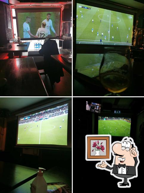 Three Lions pub