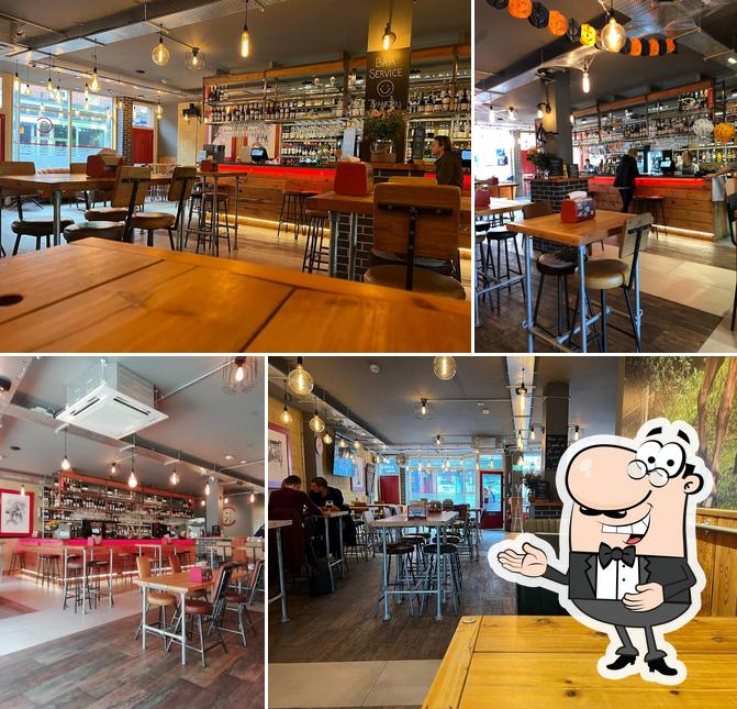 Commoners Bar & Kitchen