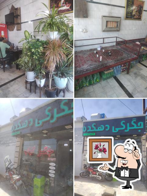 کبابی و جگرکی دهکده