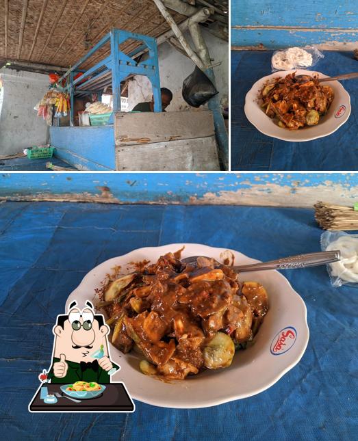 Warung Rujak Wangkal