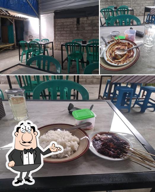 Daryo Sate Kambing dan Sate Ayam