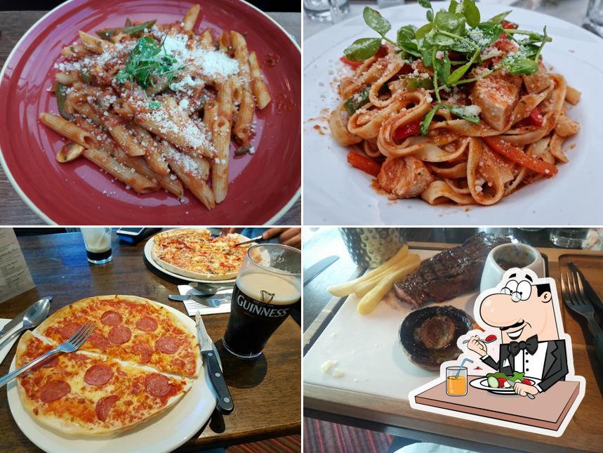 Cecchini's Restaurant & Bar