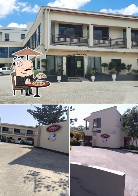 Mahak Lodge & Restaurant