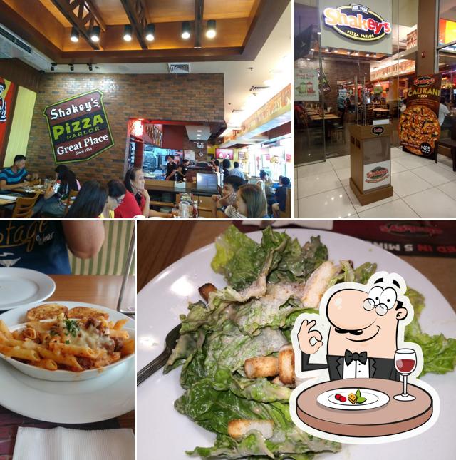 Shakey's Pizza Parlor