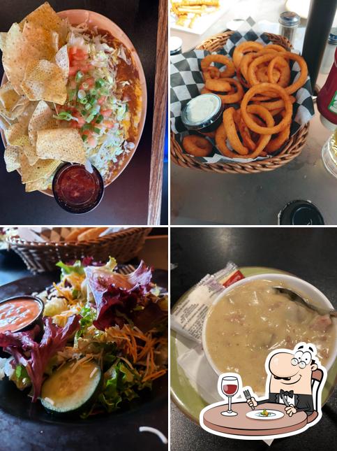 Lefty & Romos' Bar & Grill