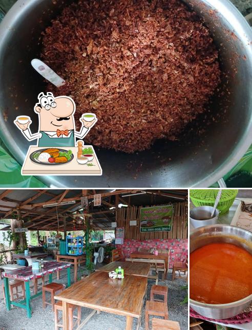 อุบลรัตน์ ขนมจีนน้ำย้อย บ้านปิน