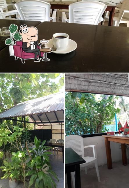 Y-sa Café