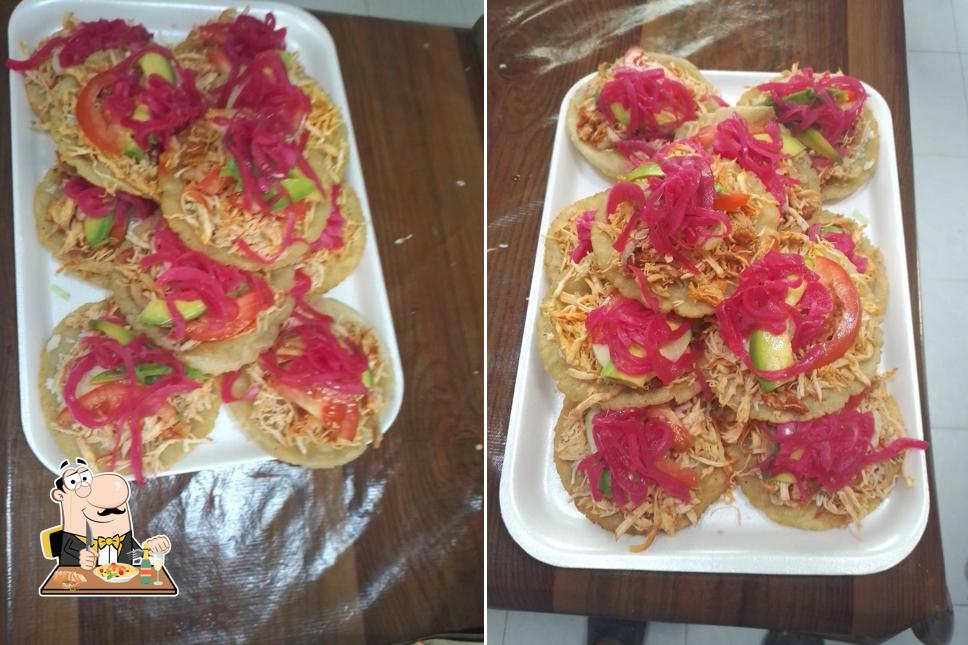 Antojitos "Las Xules"