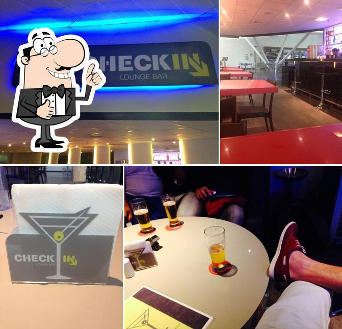 Check In Lounge Bar